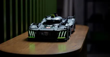 1,775-piece Peugeot 9X8 24H Le Mans Hybrid Hypercar set