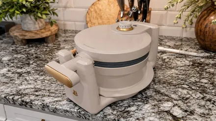 Beautiful by Drew Waffle Maker