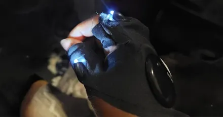 Flashlight Gloves