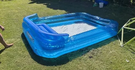 H2OGO! Inflatable Family Lounge Pool