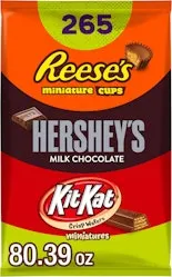 Hershey's Assorted Chocolate Halloween Candy 80-oz. Variety Pack