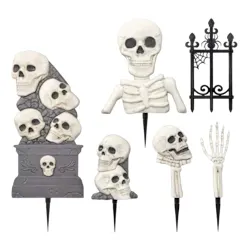 Hyde and EEK! Boutique Bones Scene Setter 20-Piece Kit