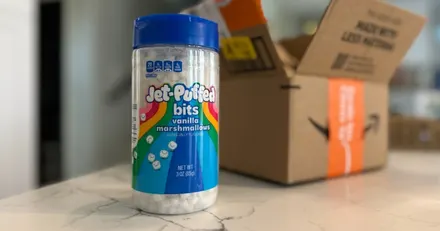 Jet-Puffed Marshmallow Bits Shaker