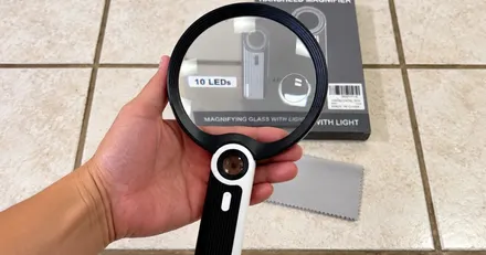 Large Magnifying Glass w/ Lights