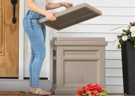 Step2 Package Delivery Box