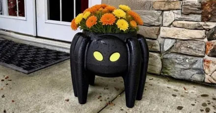 Step2 Spooky Spider & Pumpkin Planters
