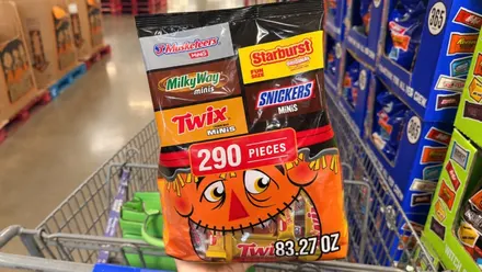 Sweet Instant Savings Deals on Halloween Treats