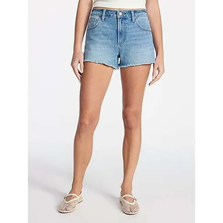 Women's No Boundaries Mid-Rise Classic Denim Shorts (Medium Wash)
